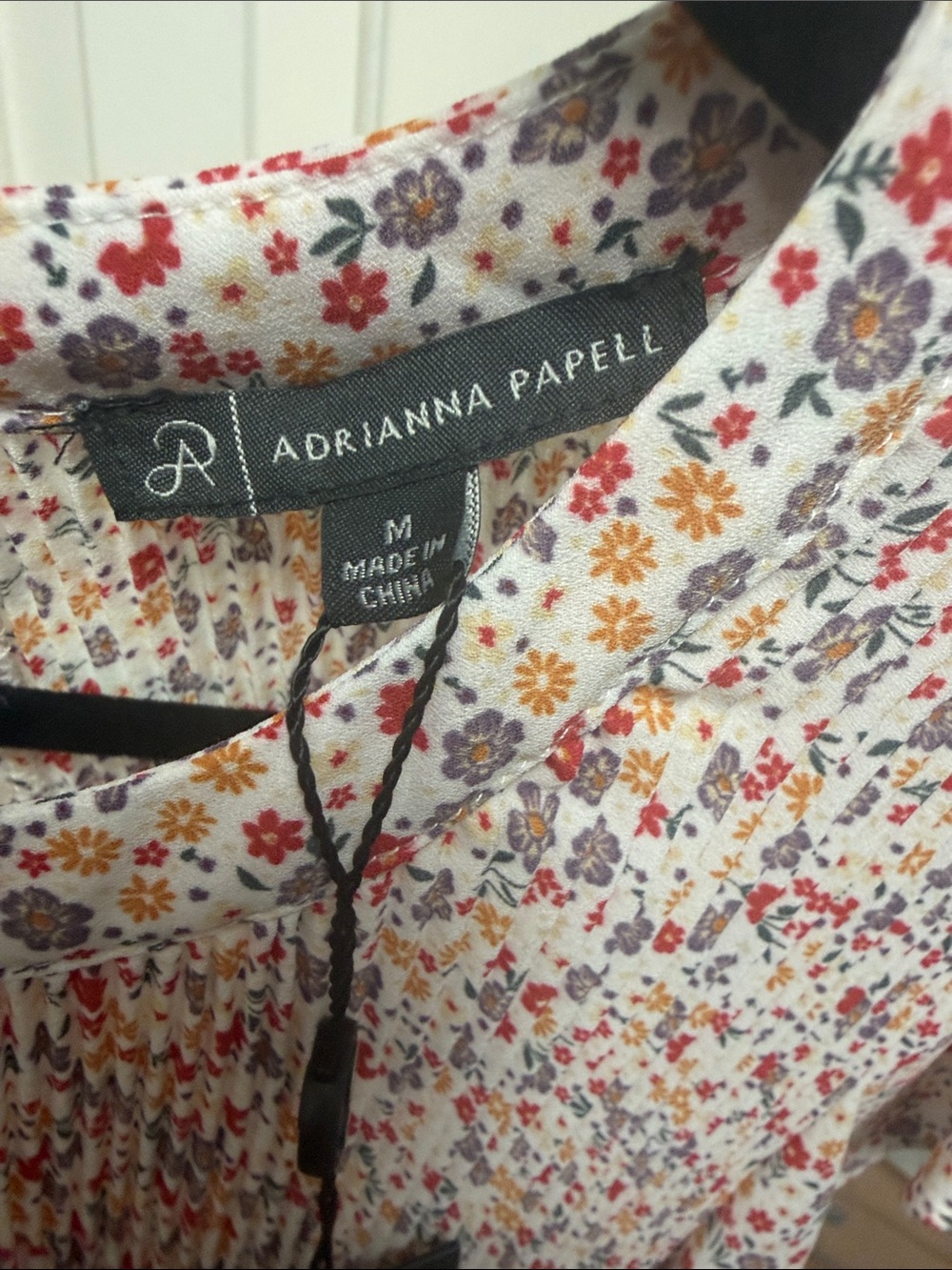 Adrianna Papell White Floral Smocked Flutter Sleeve Top - Picture 6 of 6